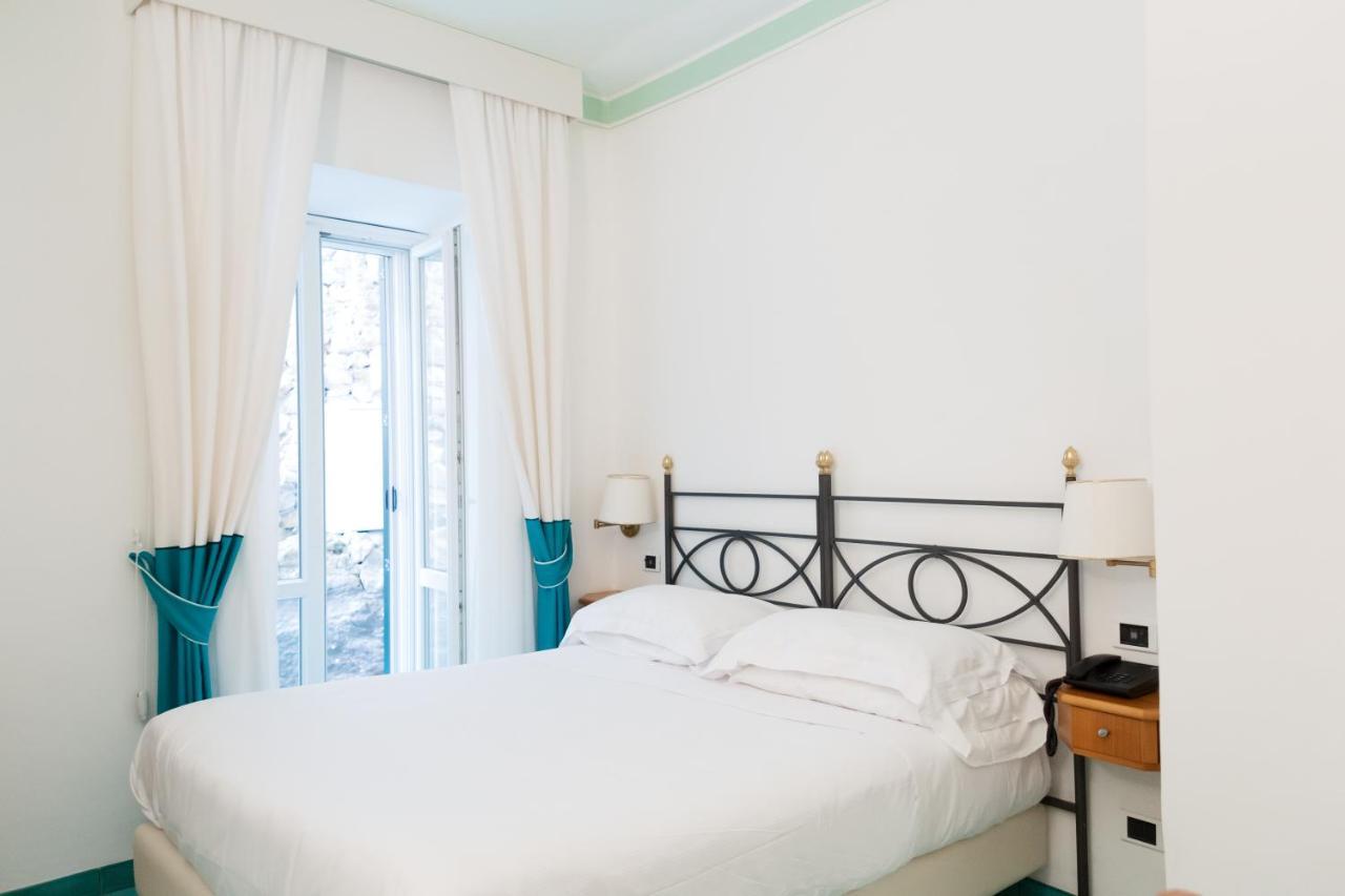 Grand Hotel Santa Domitilla Ponza Eksteriør billede