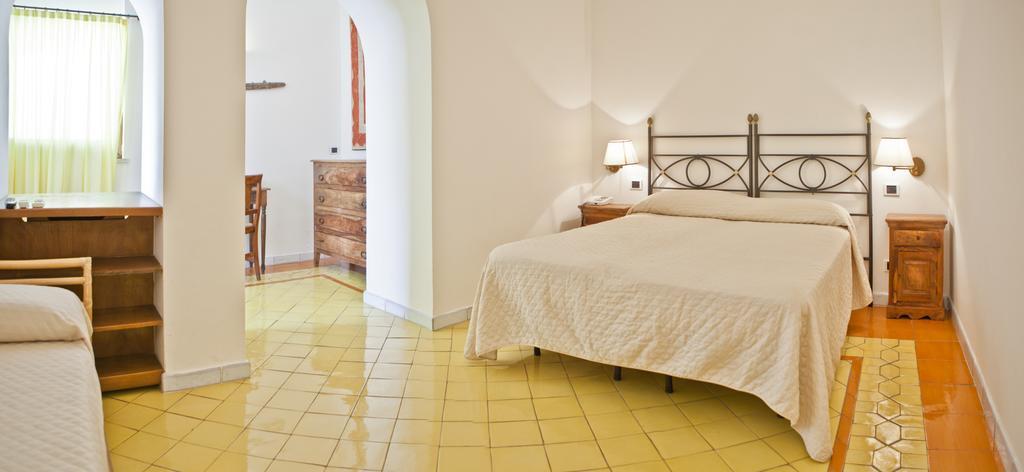 Grand Hotel Santa Domitilla Ponza Eksteriør billede